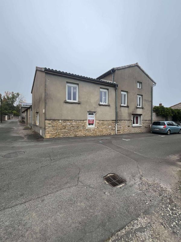 Maison - 215 m² - 6 pièces