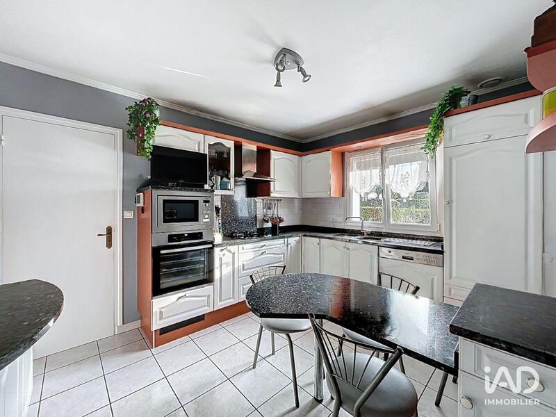 Maison - 130 m² - 7 pièces