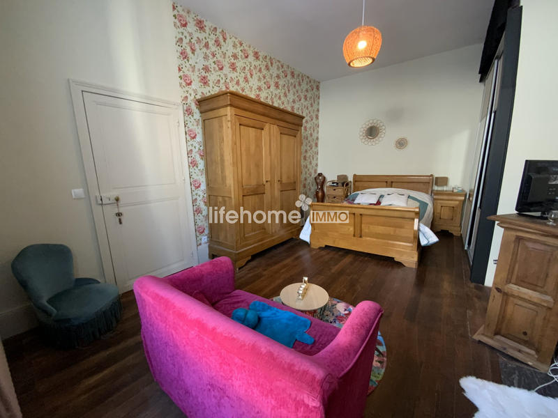 Maison - 320 m² - 7 pièces