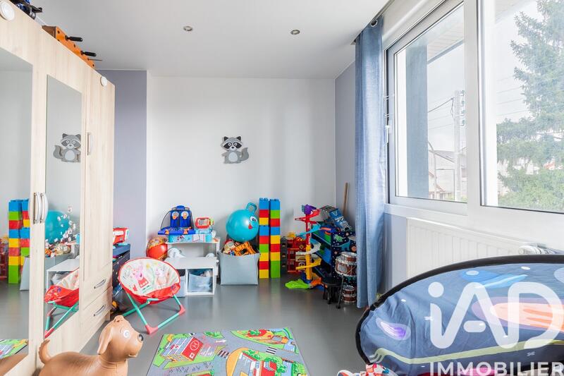 Maison - 127 m² - 6 pièces