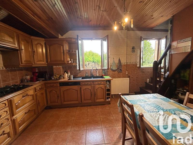 Maison - 92 m² - 5 pièces