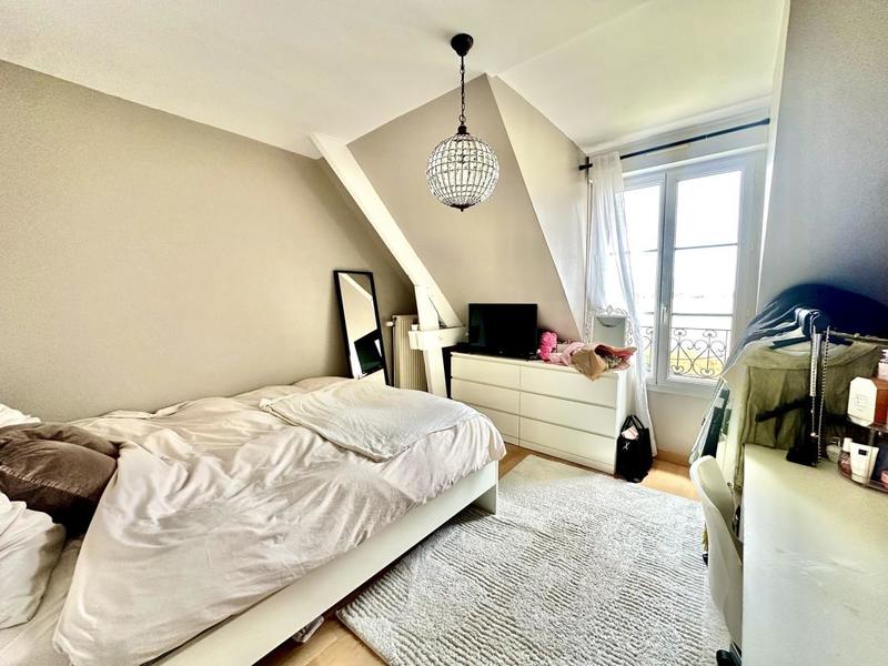 Maison - 185 m² - 7 pièces