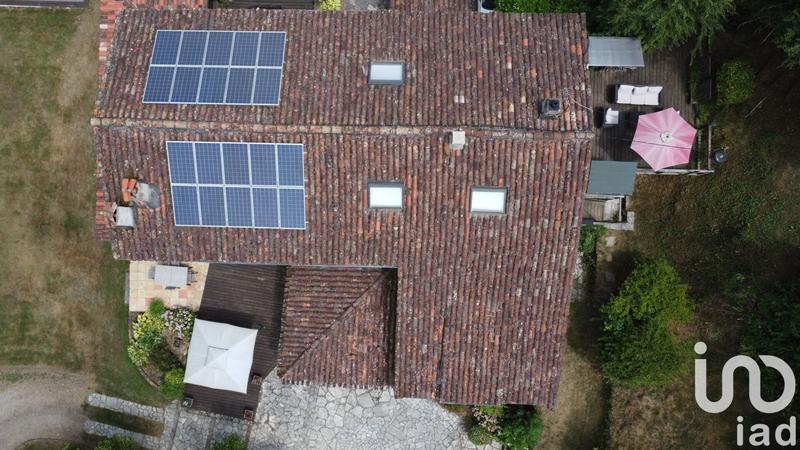 Maison - 303 m² - 19 pièces