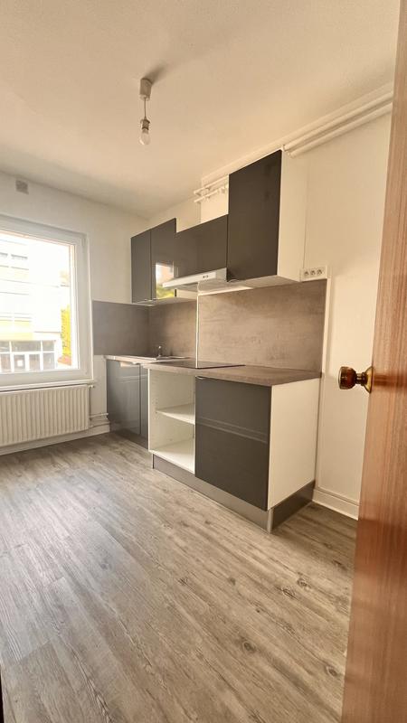 Appartement - 80 m² - 4 pièces