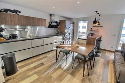 Appartement - 86 m² - 4 pièces