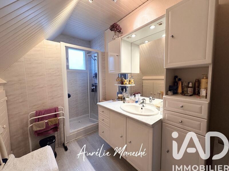 Maison - 138 m² - 7 pièces