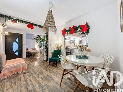 Maison - 90 m² - 4 pièces