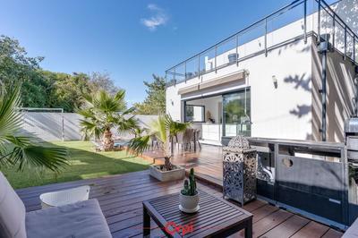 Maison - 120 m² - 4 pièces