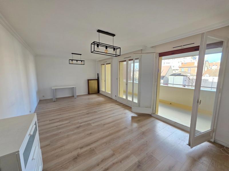 Appartement - 82 m² - 4 pièces