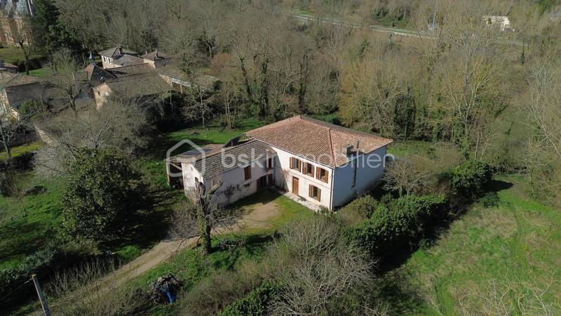 Corps de ferme - 315 m² - 10 pièces