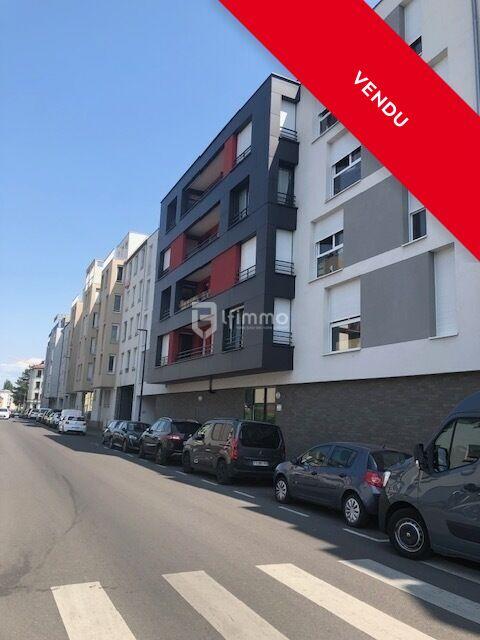 Appartement - 81 m² - 4 pièces