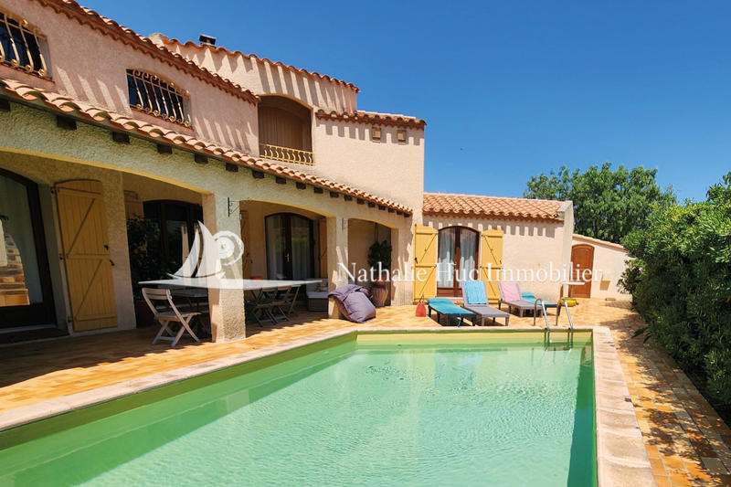 Maison - 170 m² - 9 pièces