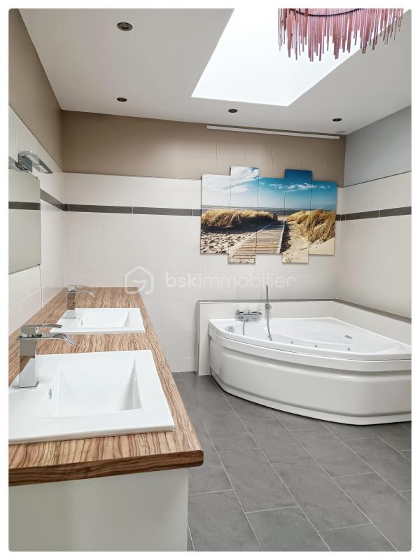 Duplex - 142 m² - 5 pièces