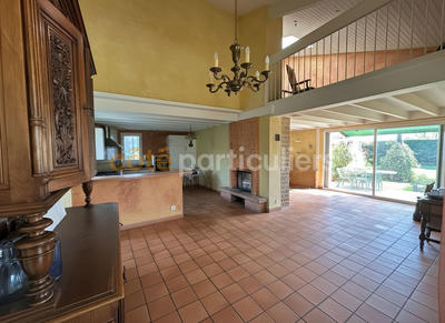 Maison - 144 m² - 8 pièces