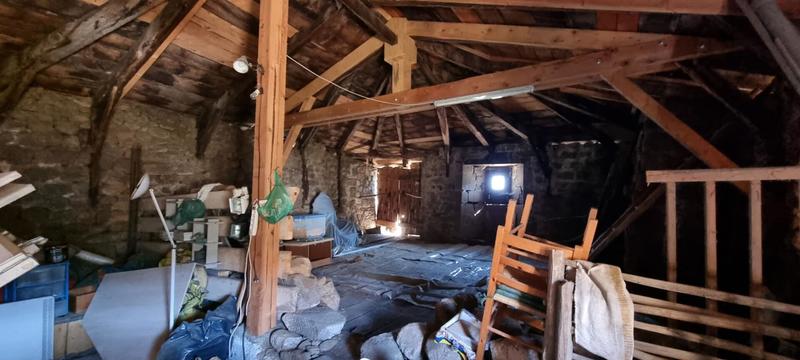 Maison - 220 m² - 7 pièces