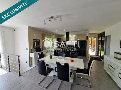 Maison - 114 m² - 5 pièces