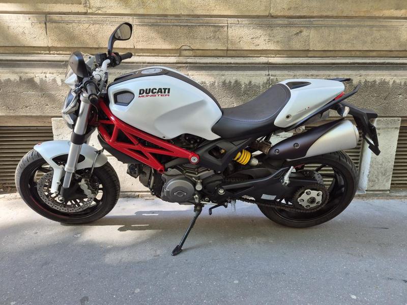 Ducati Monster