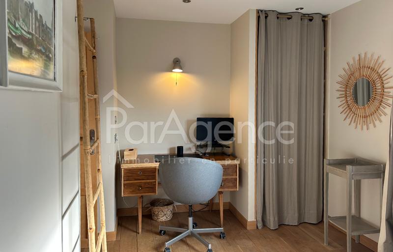 Maison - 177 m² - 7 pièces