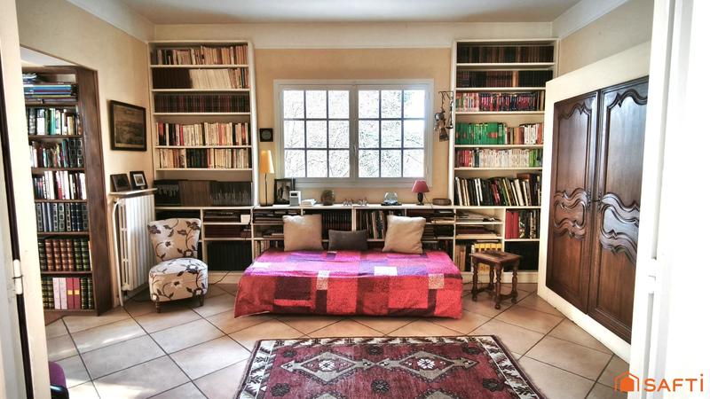 Villa - 179 m² - 9 pièces