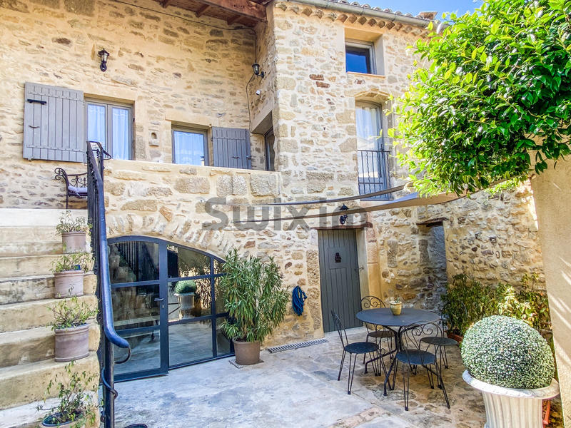 Maison de village - 178 m² - 8 pièces