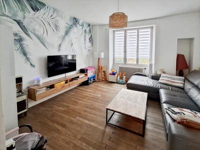 Maison - 185 m² - 7 pièces