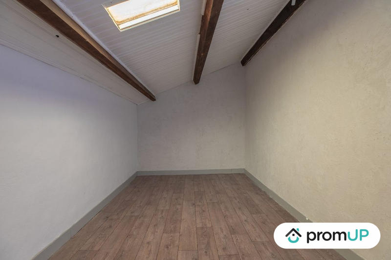 Maison - 209 m² - 10 pièces