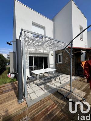 Maison - 89 m² - 5 pièces