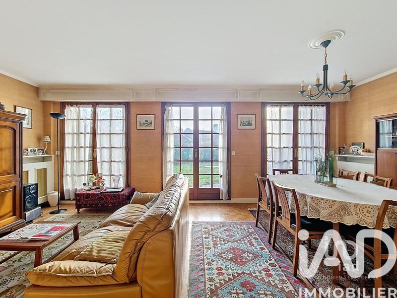 Maison - 104 m² - 6 pièces