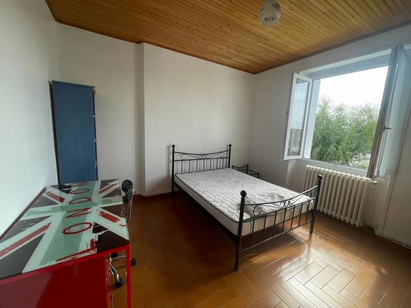 Maison - 122 m² - 7 pièces