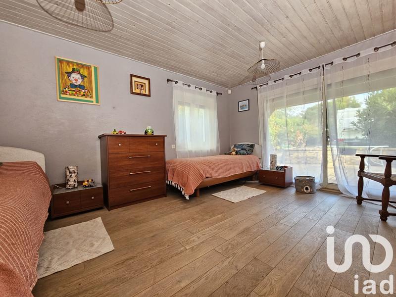 Maison - 312 m² - 9 pièces