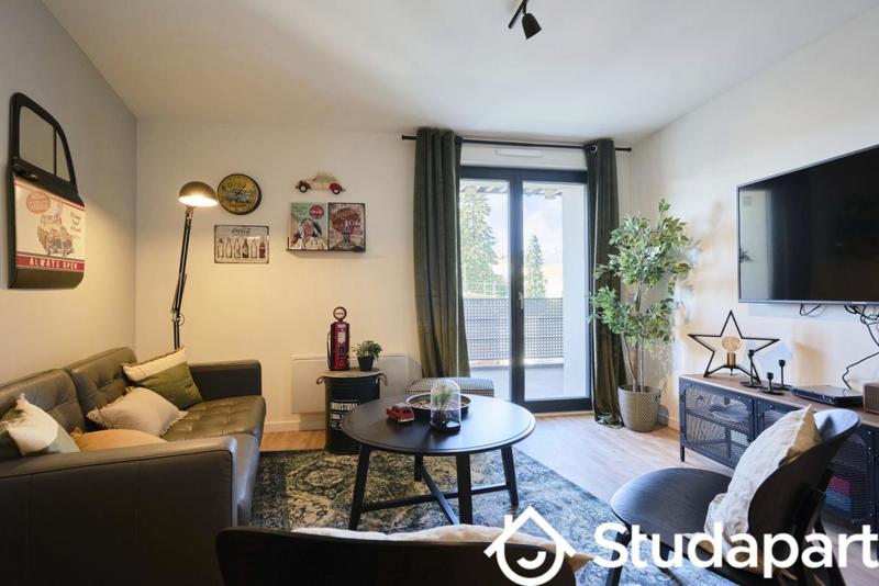 Chambre - 13 m² - 1 pièce