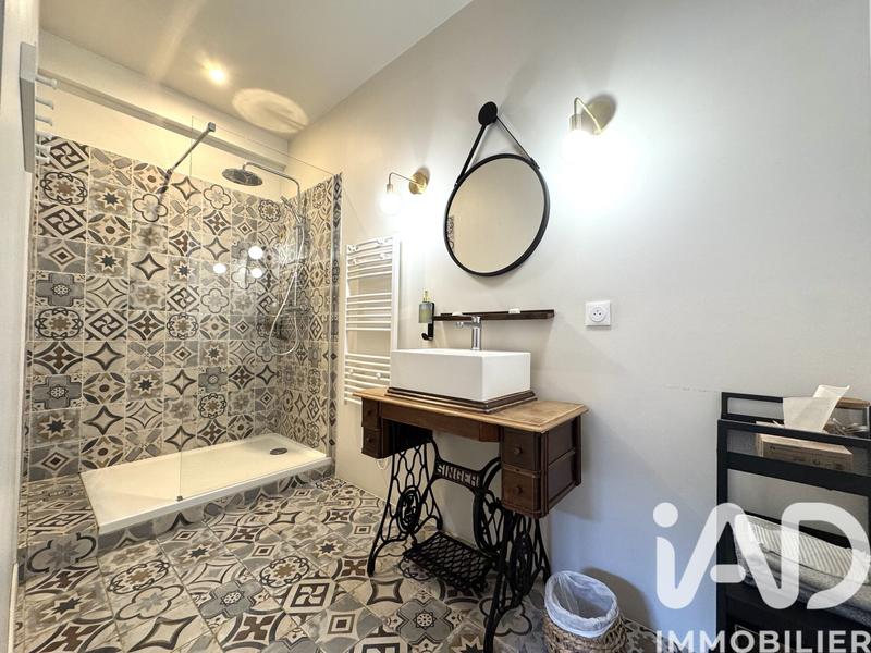 Maison - 180 m² - 7 pièces