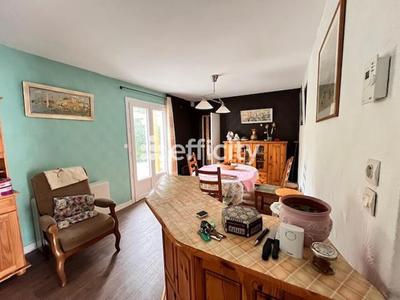 Maison - 115 m² - 6 pièces