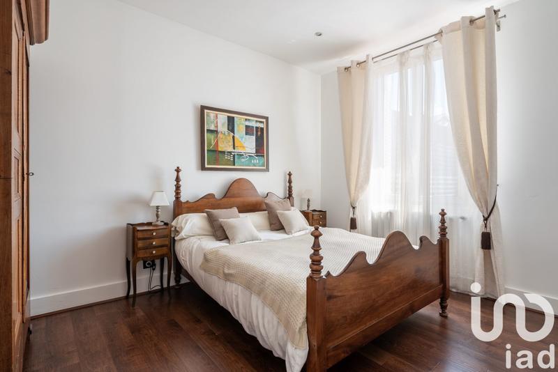 Maison de ville - 230 m² - 6 pièces