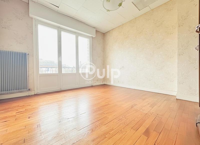 Maison - 75 m² - 5 pièces