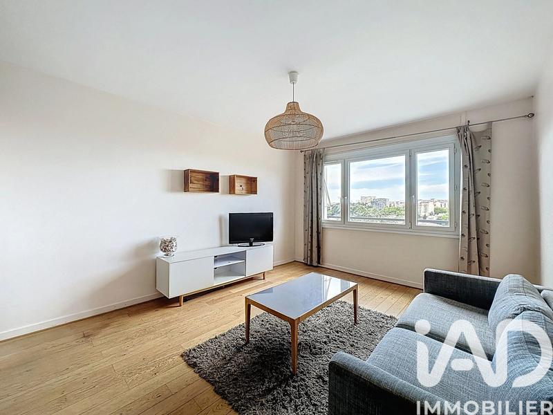 Appartement - 61 m² - 2 pièces