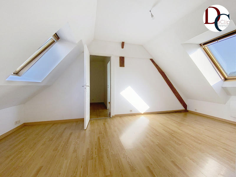 Appartement - 93 m² - 3 pièces