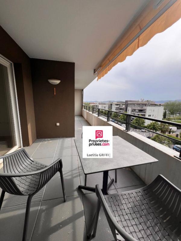 Appartement - 61 m² - 3 pièces