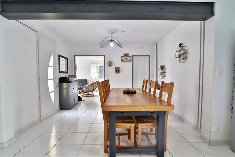 Maison - 101 m² - 5 pièces