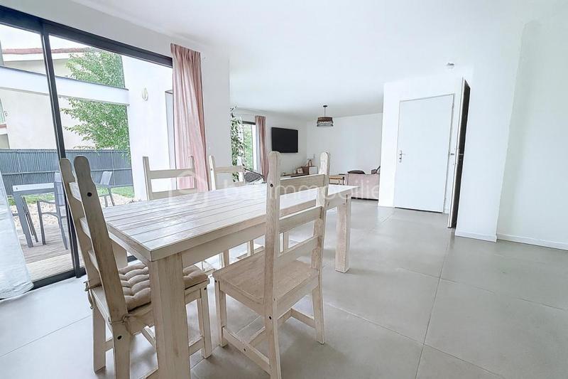 Maison - 115 m² - 4 pièces