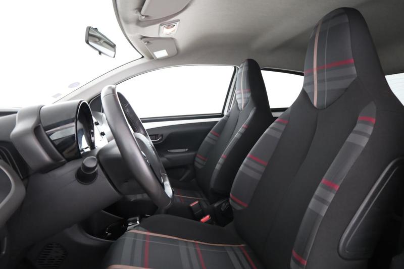 Peugeot 108 1.0 VTi Allure 5p 69 ch