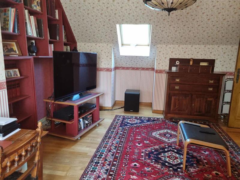 Maison - 161 m² - 7 pièces