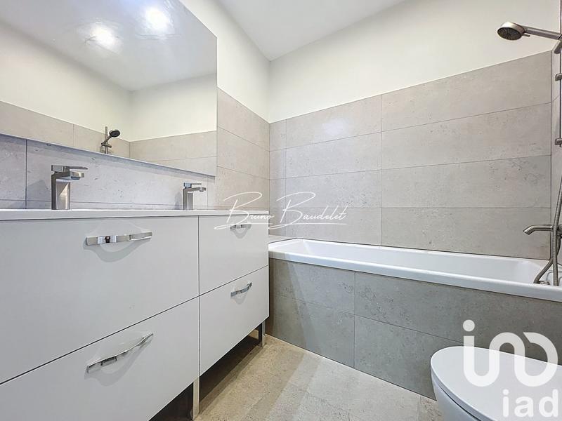 Maison de ville - 200 m² - 7 pièces