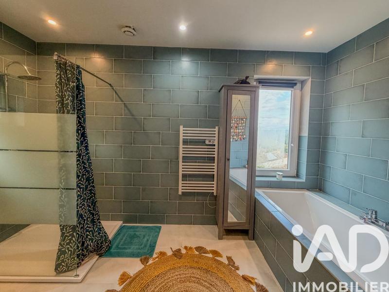 Maison - 157 m² - 6 pièces