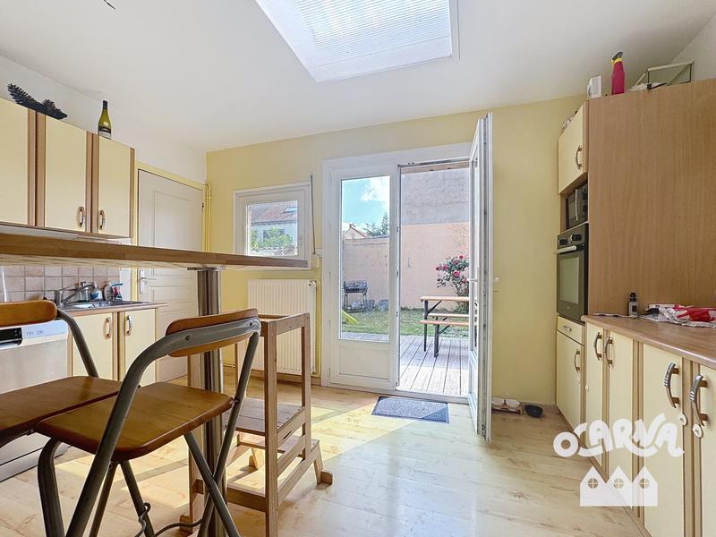 Maison - 102 m² - 5 pièces