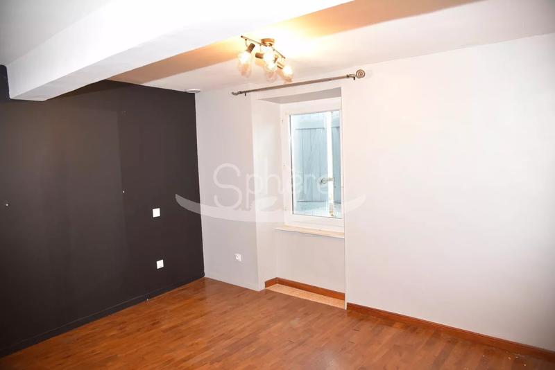 Maison de village - 85 m² - 5 pièces