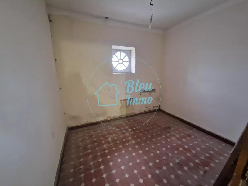 Appartement - 80 m² - 5 pièces