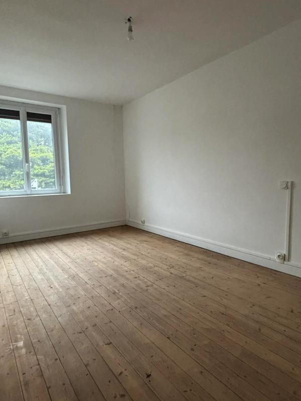 Maison - 94 m² - 5 pièces