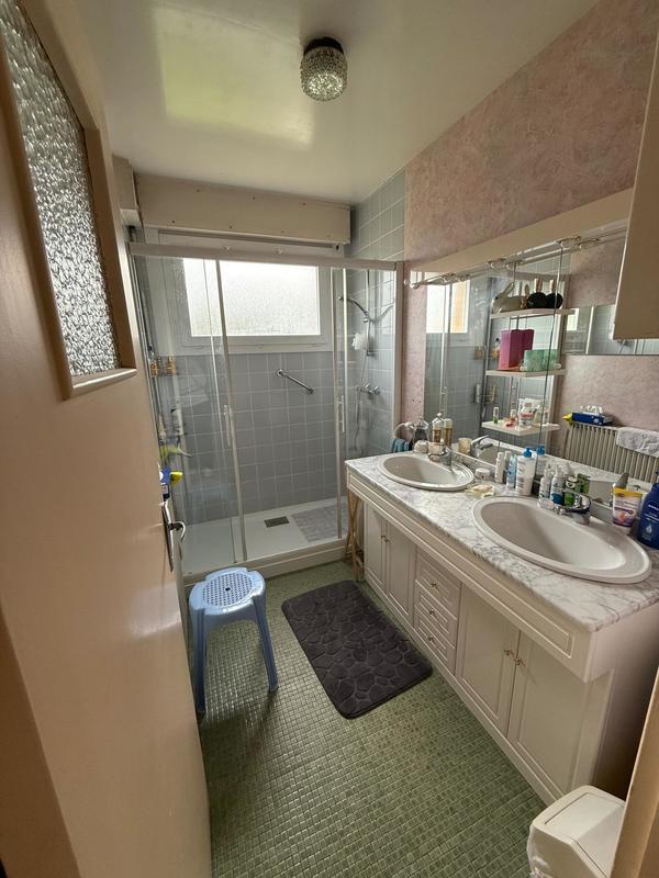 Maison - 190 m² - 6 pièces