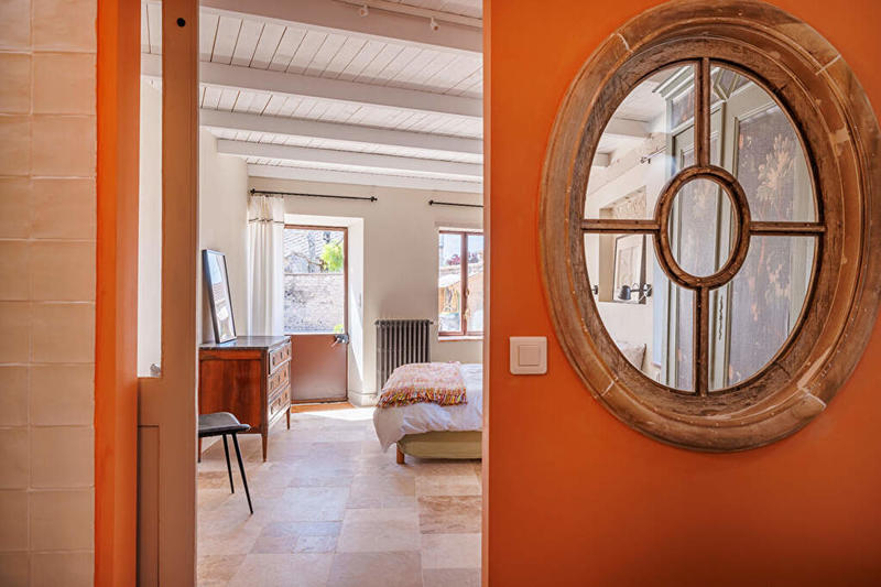 Demeure - 260 m² - 6 pièces